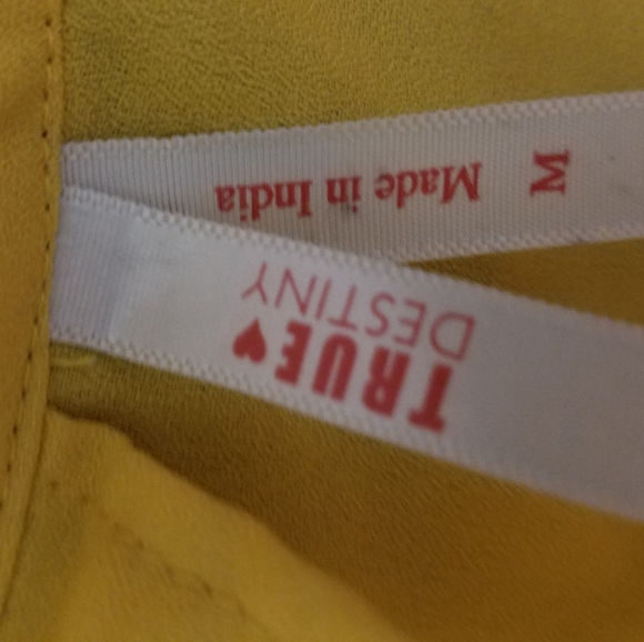 🏷True Destiny Yellow Top - Picture 3 of 4